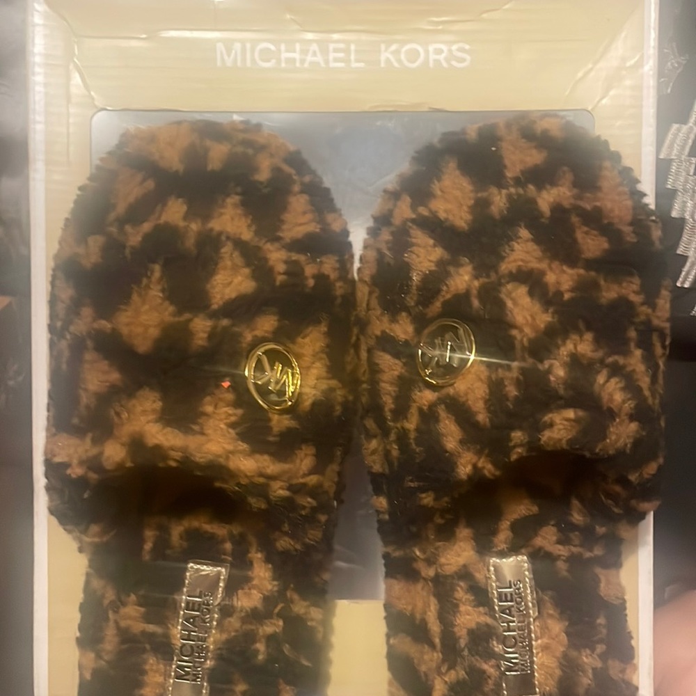 Mk slippers